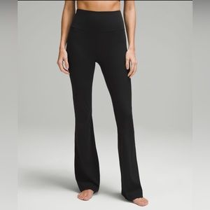 Lululemon Groove Super-High-Rise Flared Pant Nulu *Regular